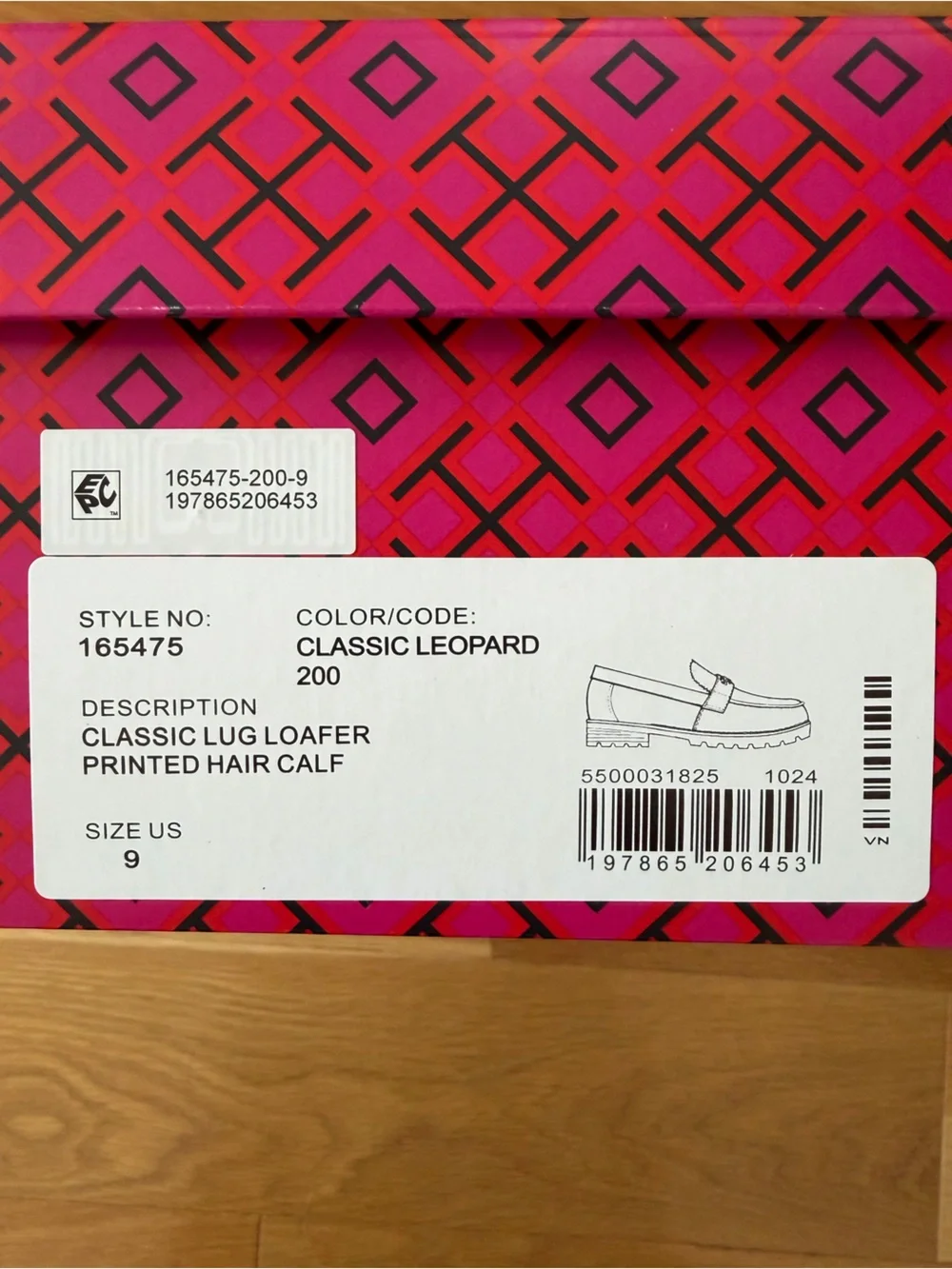 Tory Burch NWT Classic Lug Loafers Leopard Calf Hair Shoes 9